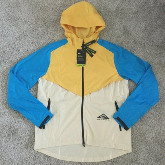 NEW mens Nike trail running jacket windrunner size small